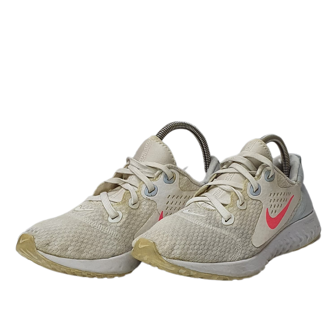 NIKE LEGEND REACT