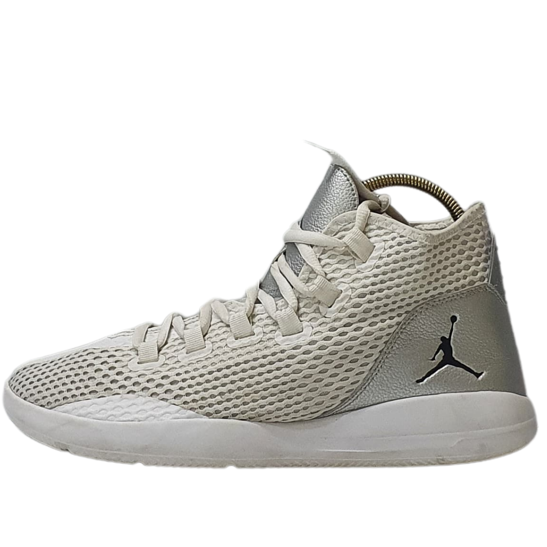 JORDAN REVEAL WOLF GREY