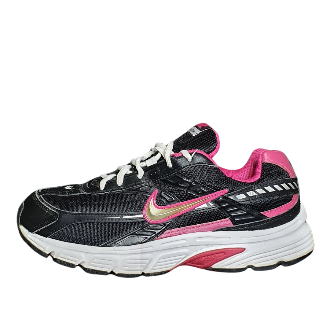 NIKE INITIATOR
