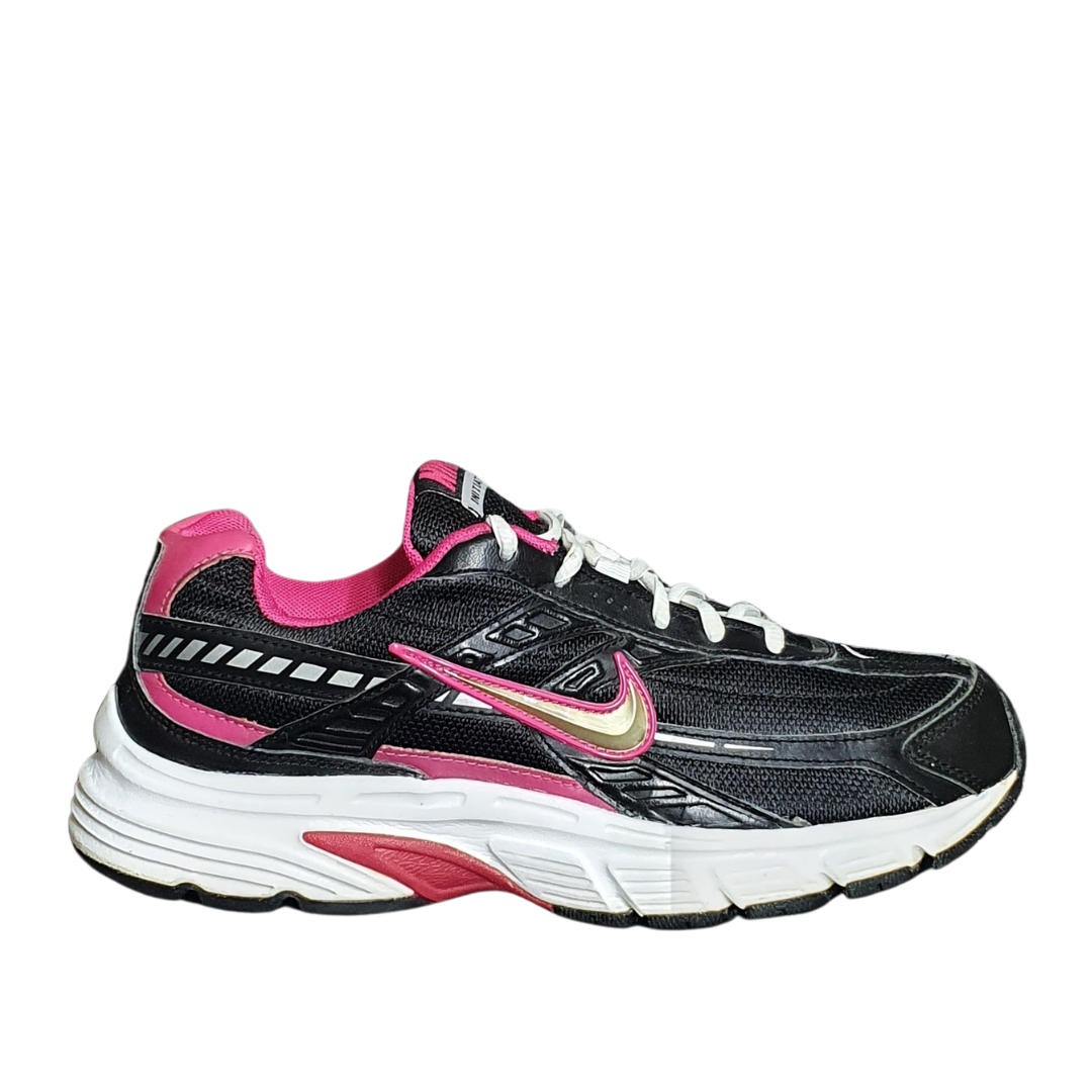 NIKE INITIATOR