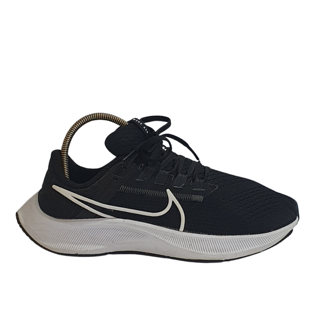 NIKE AIR ZOOM PEGASUS 38