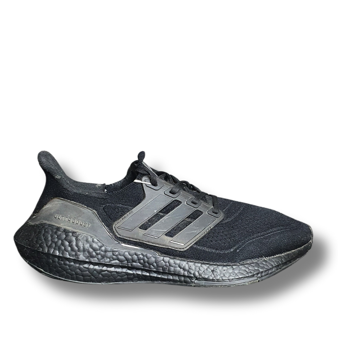 ADIDAS ULTRABOOST 21