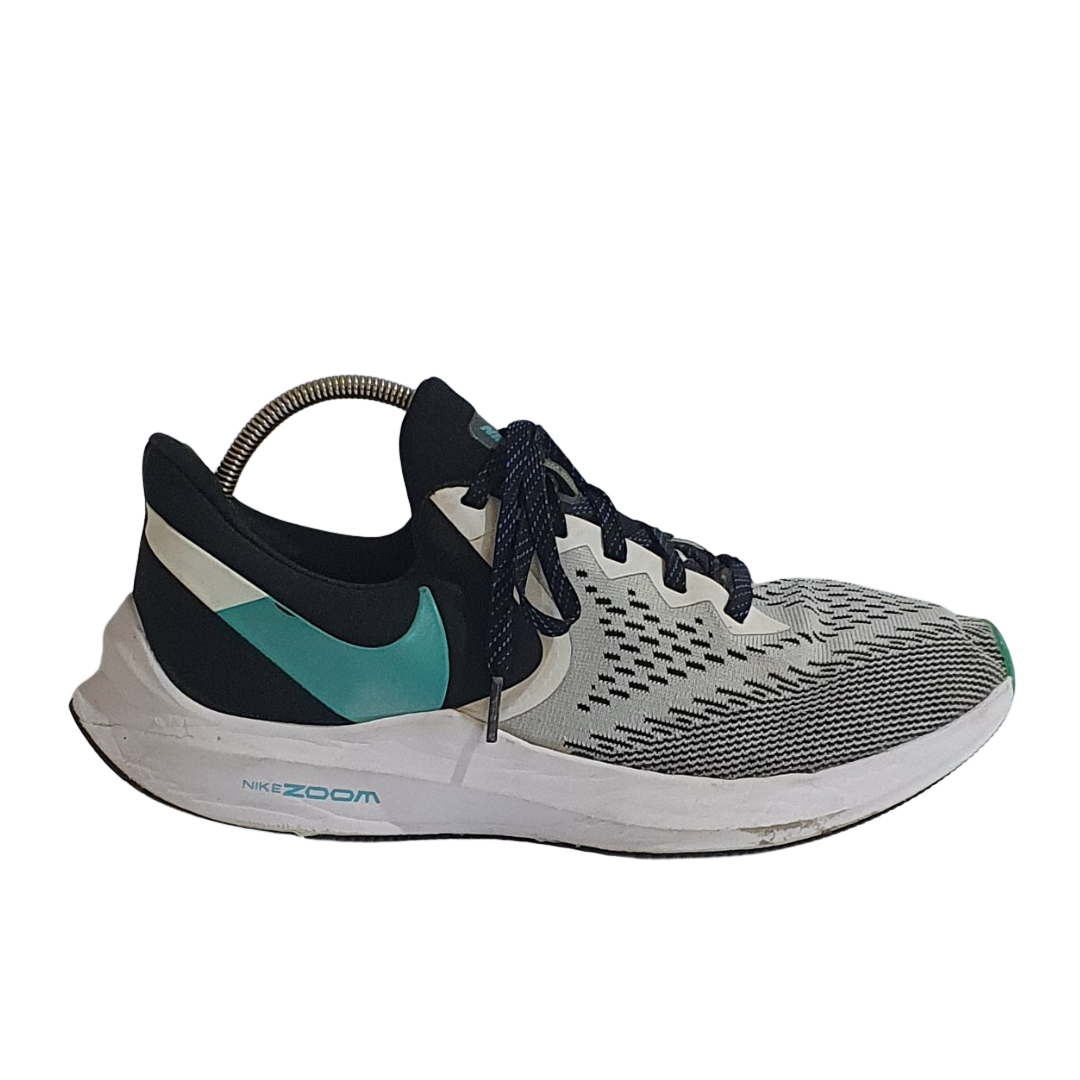 NIKE AIR ZOOM WINFLOW 6