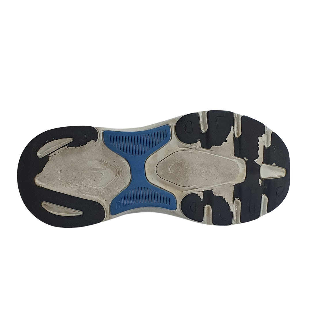 SKECHERS MAX CUSHIONING ARCHFIT