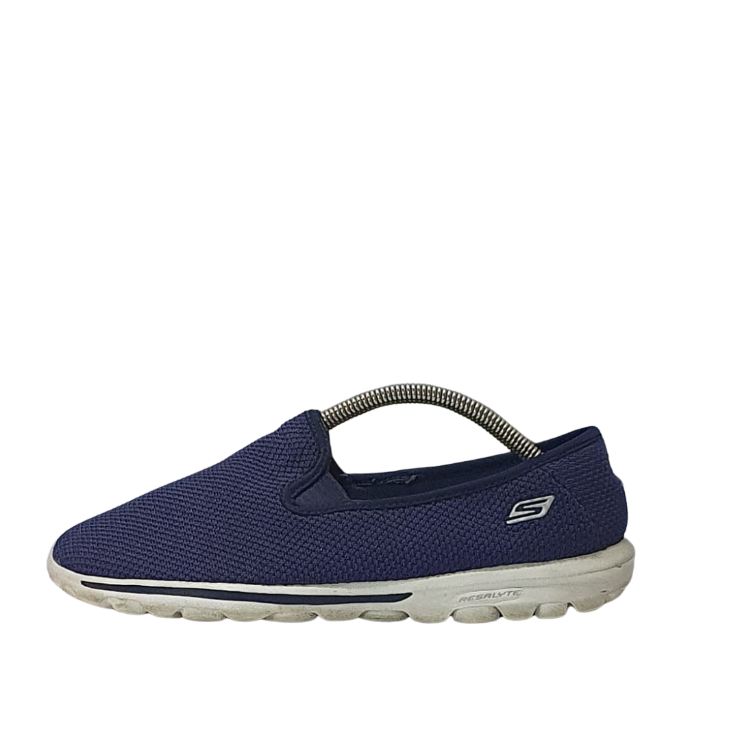 SKECHERS GO WALK