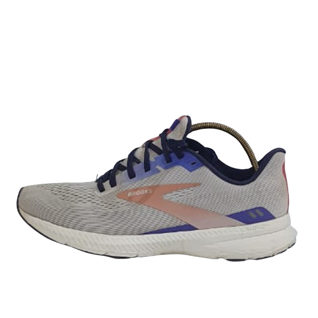 BROOKS LAUNCH GTS 6