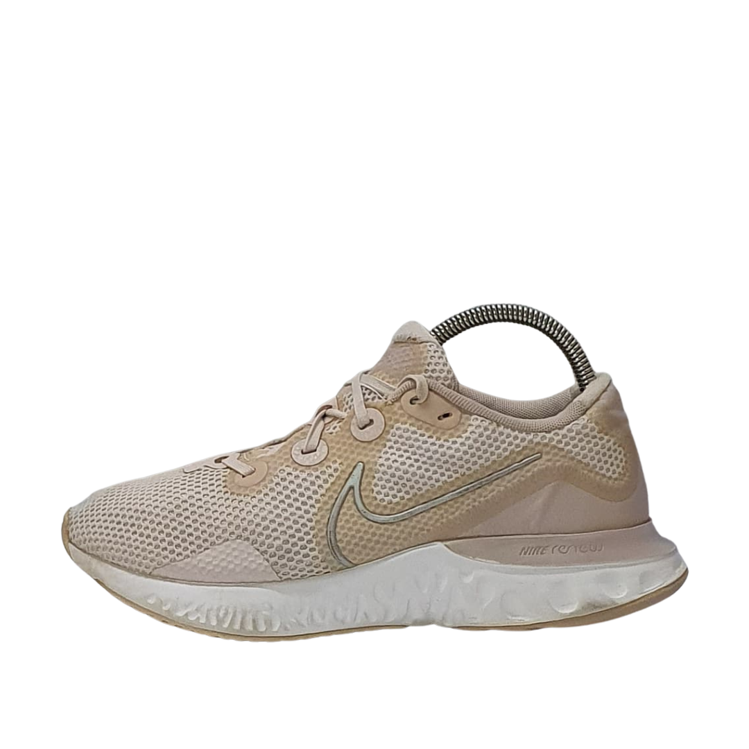 NIKE RENEW