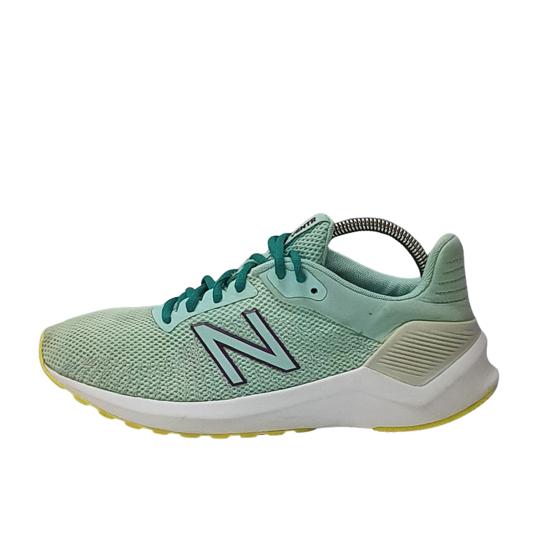 NEW BALANCE VENTR V1