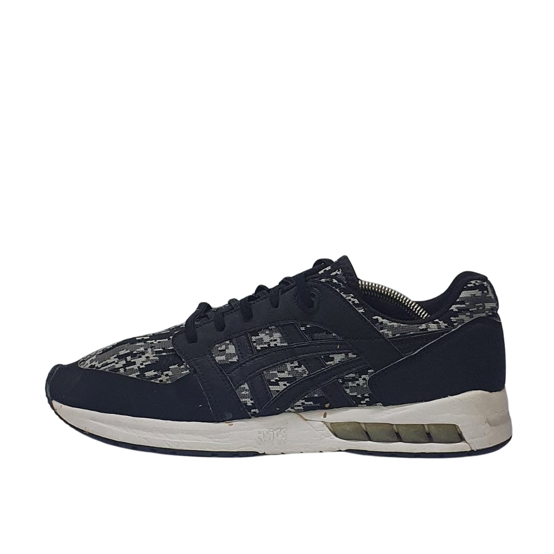 ASICS  GEL SAGA SOU