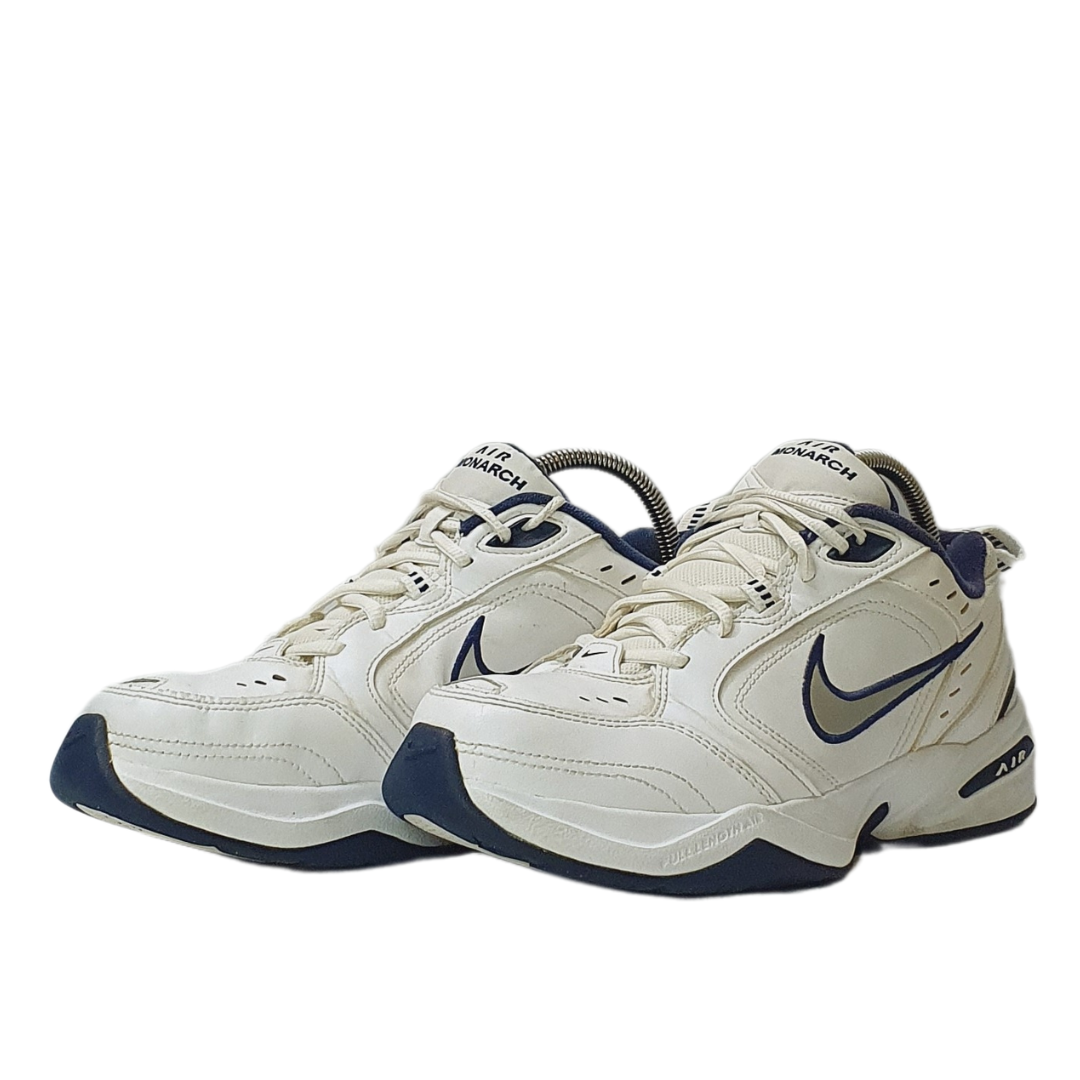 NIKE AIR MONARCH 5