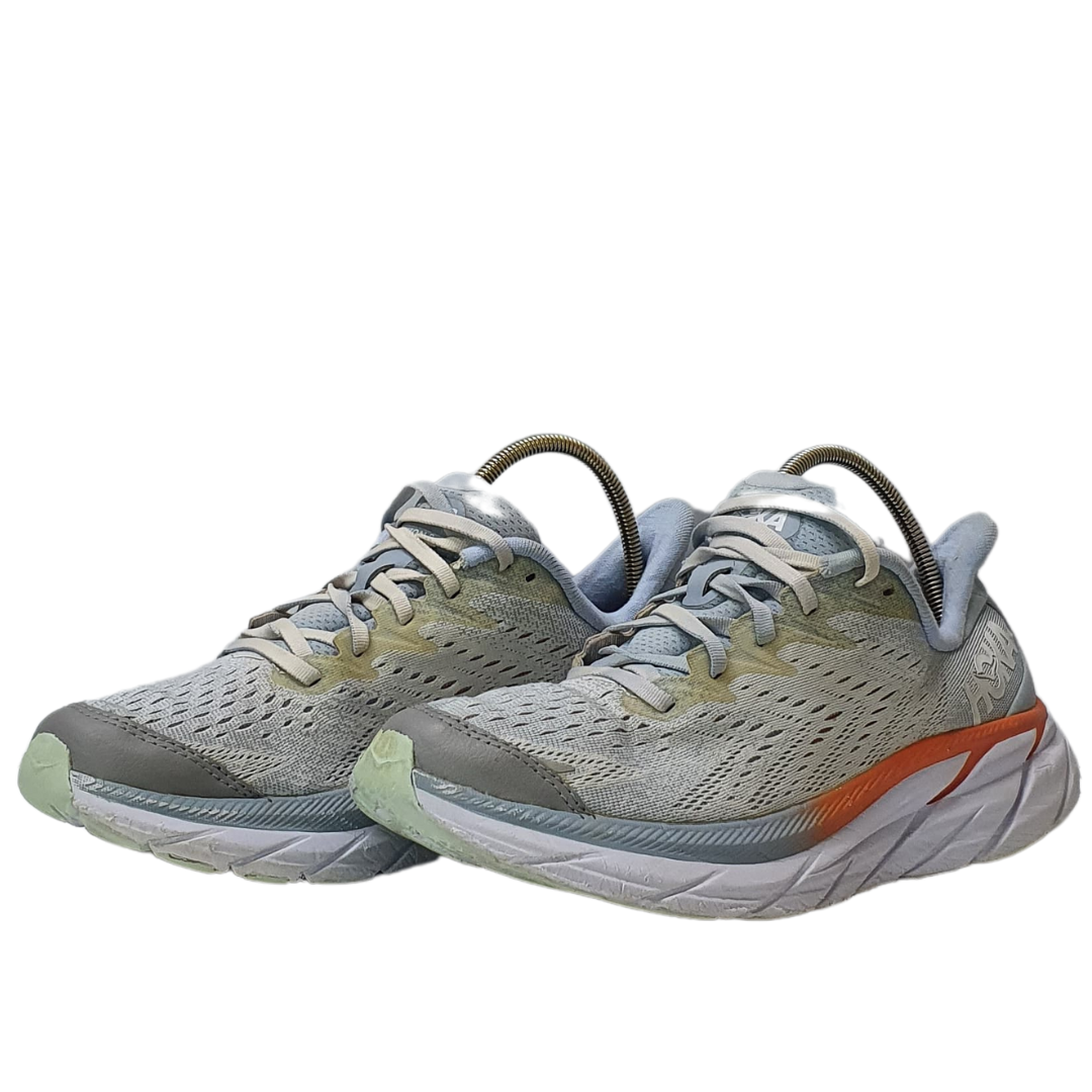 HOKA CLIFTON 8