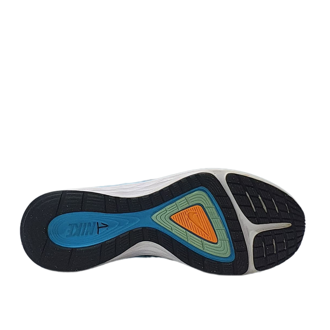 NIKE DUAL FUSION