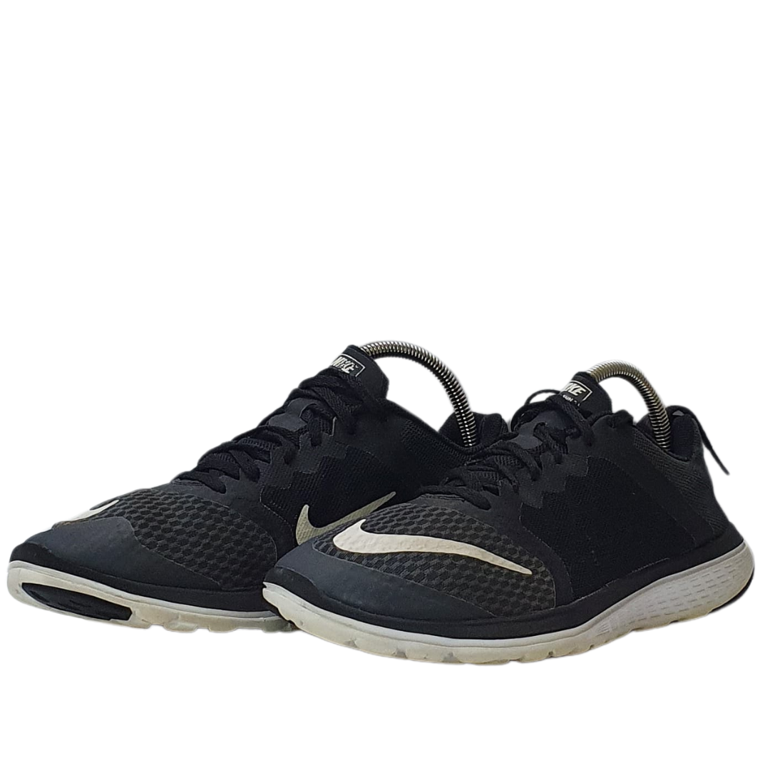 NIKE FS LITE RUN 3
