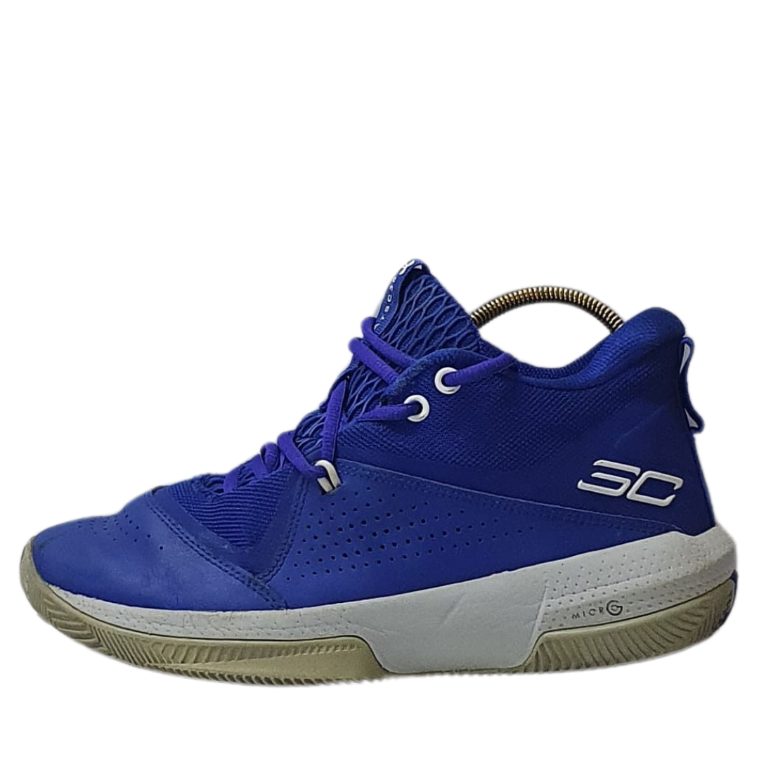 UNDER ARMOUR UA SC