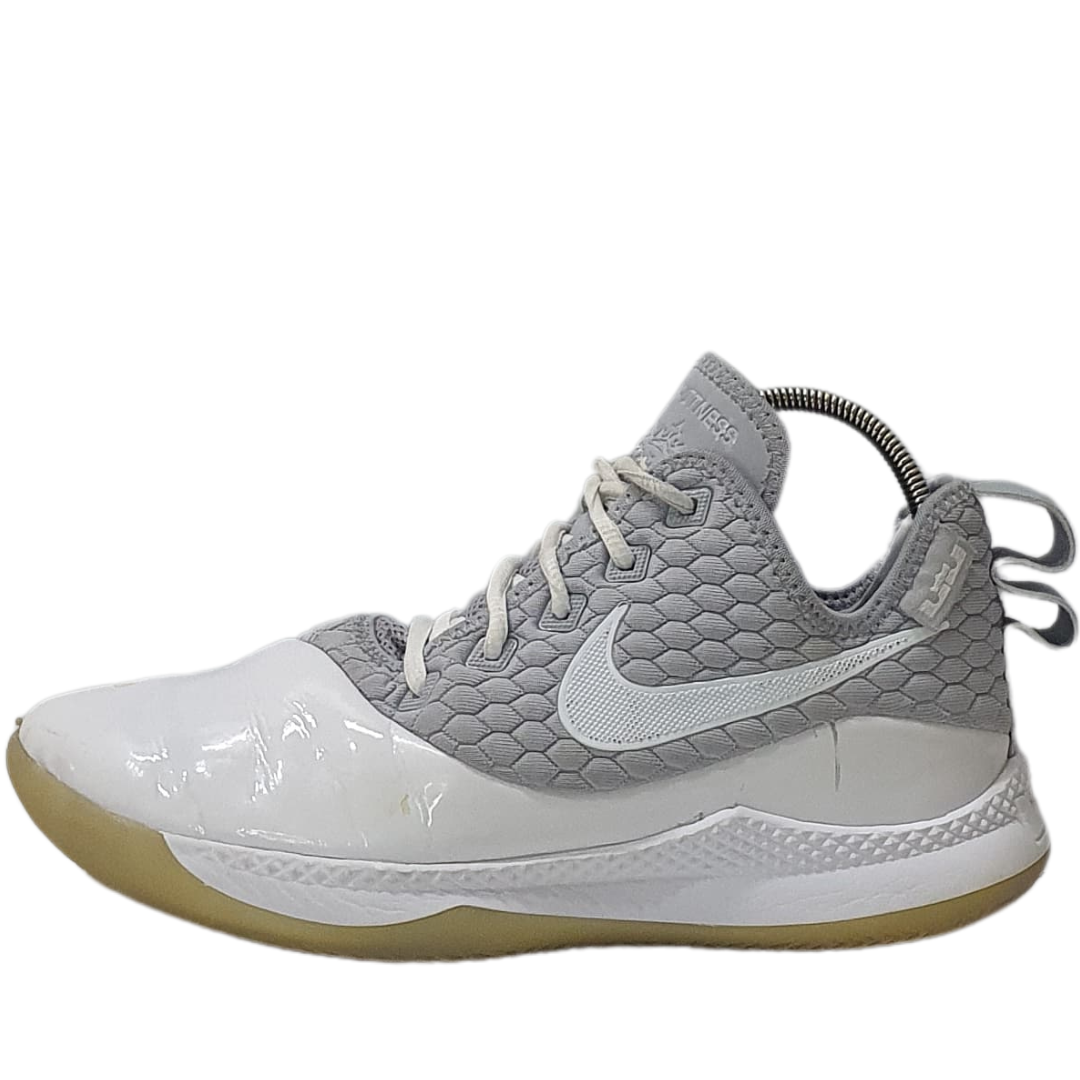 NIKE LEBRON WITNESS 3
