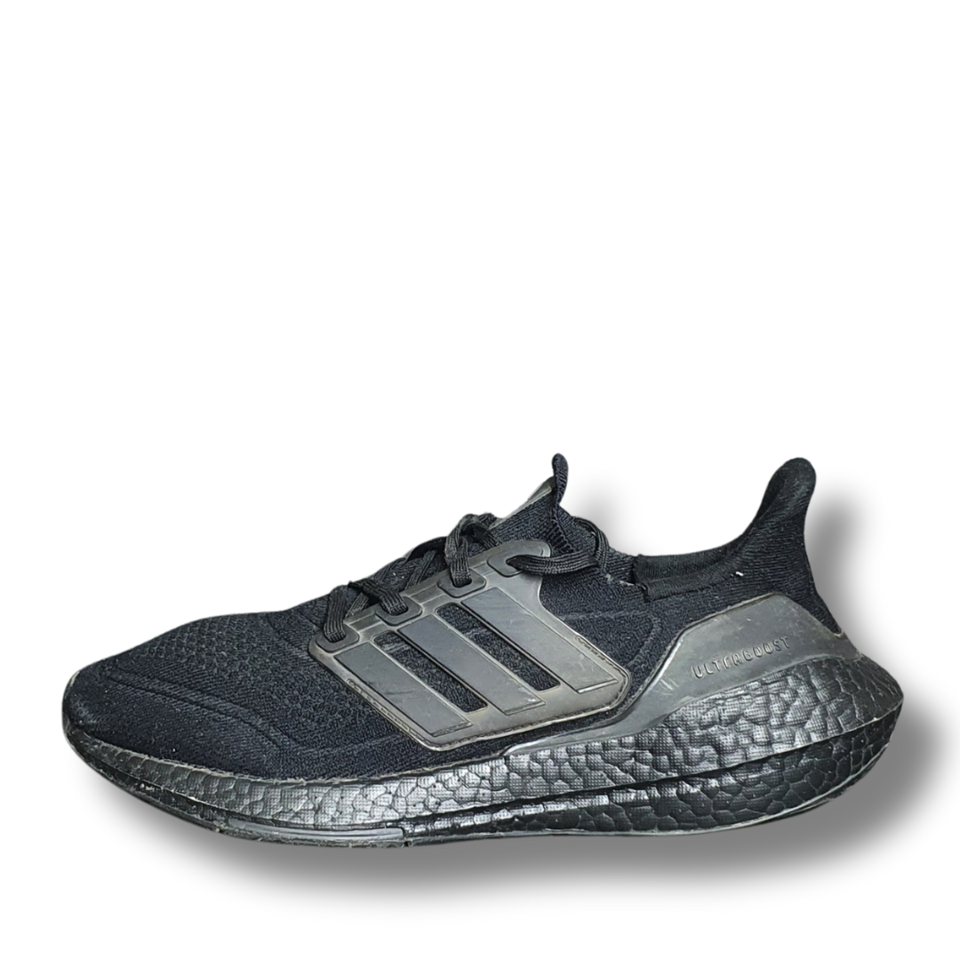 ADIDAS ULTRABOOST 21