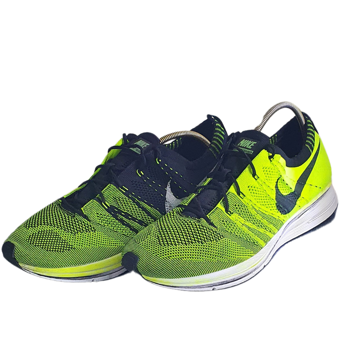 NIKE FLYKNIT TRAINER