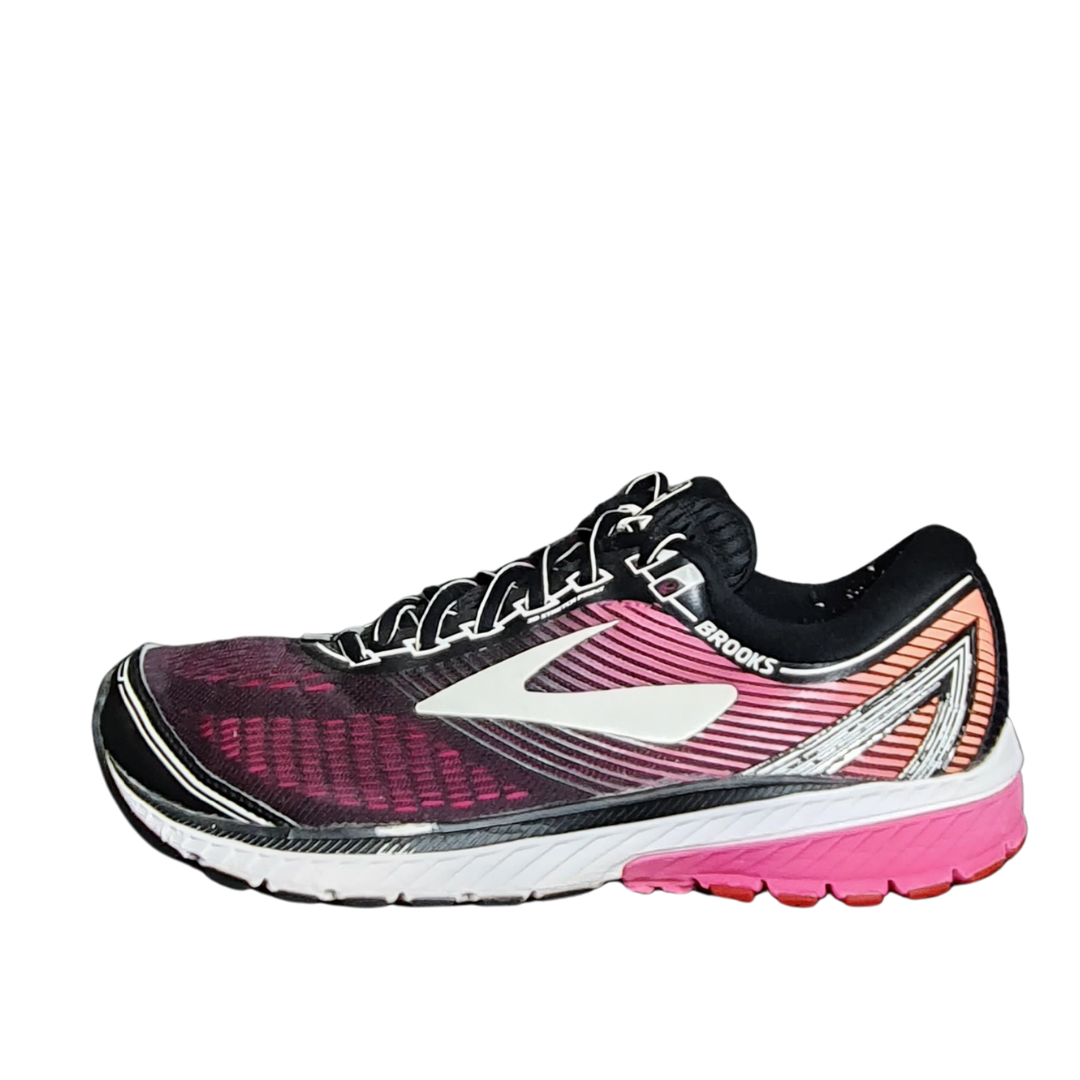BROOKS GHOST   10