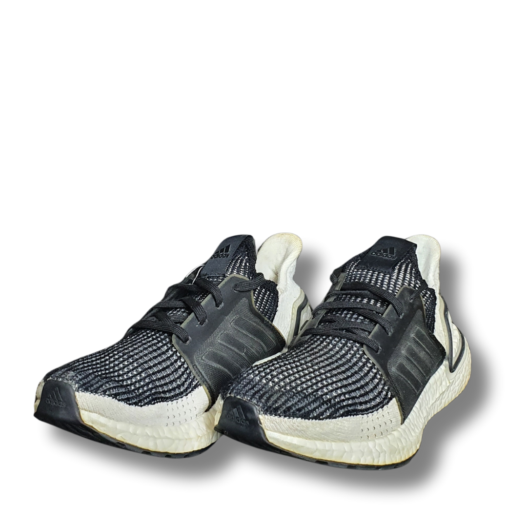 ADIDAS ULTRABOOST  19