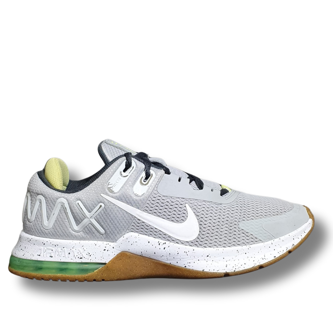 NIKE AIR MAX ALPHA 4