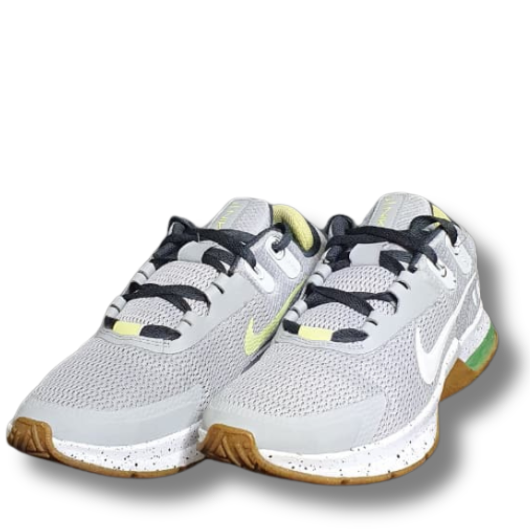 NIKE AIR MAX ALPHA 4