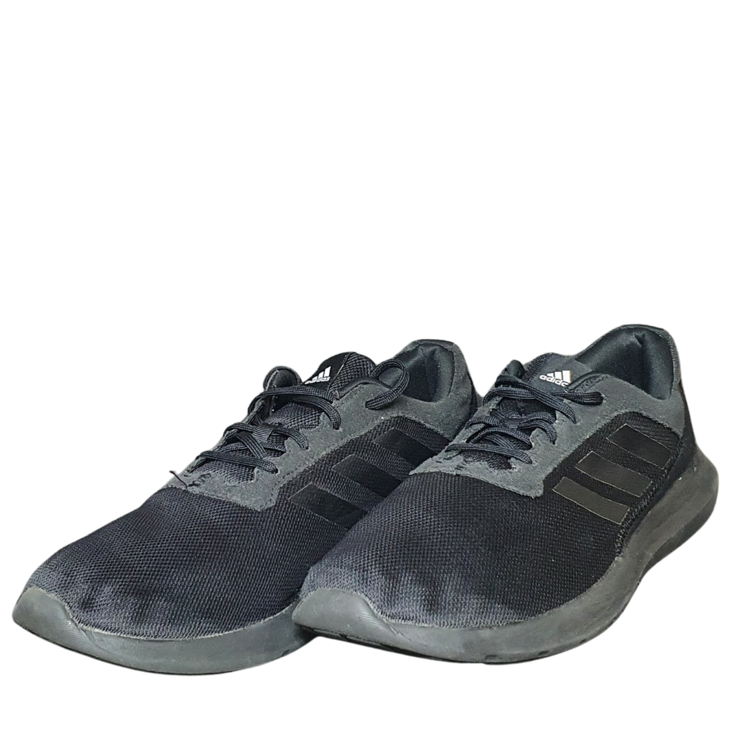 ADIDAS CORERACER