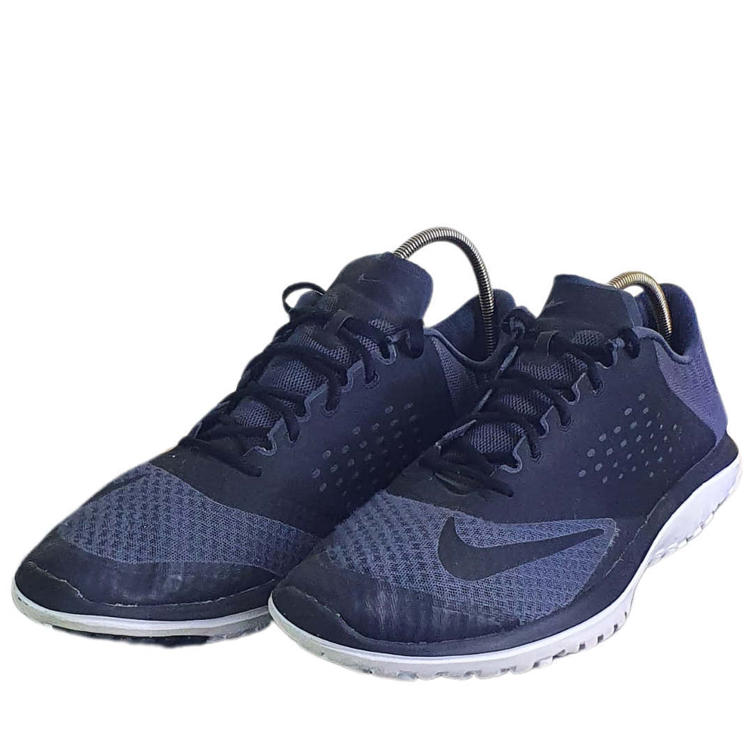 NIKE FS LITE RUN 3