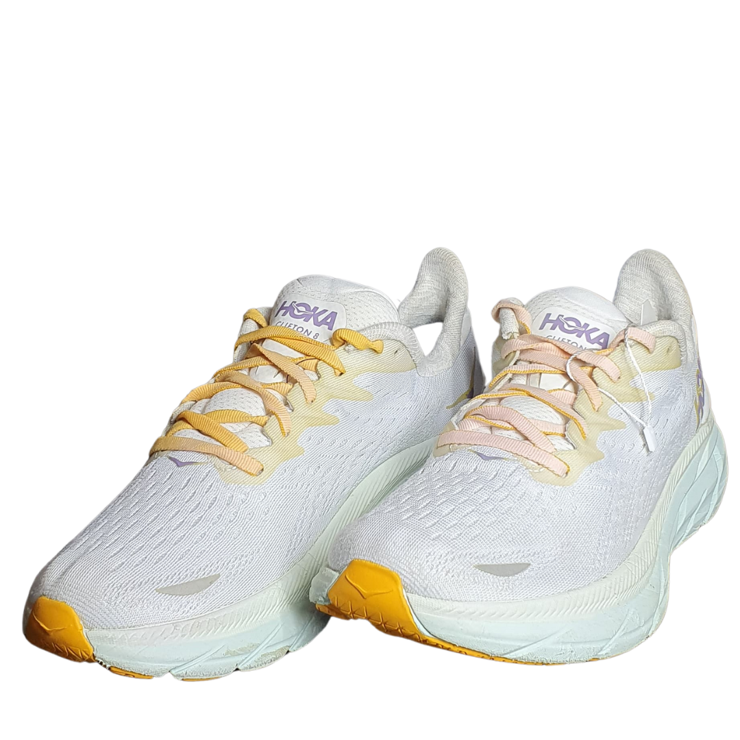 HOKA CLIFTON 8