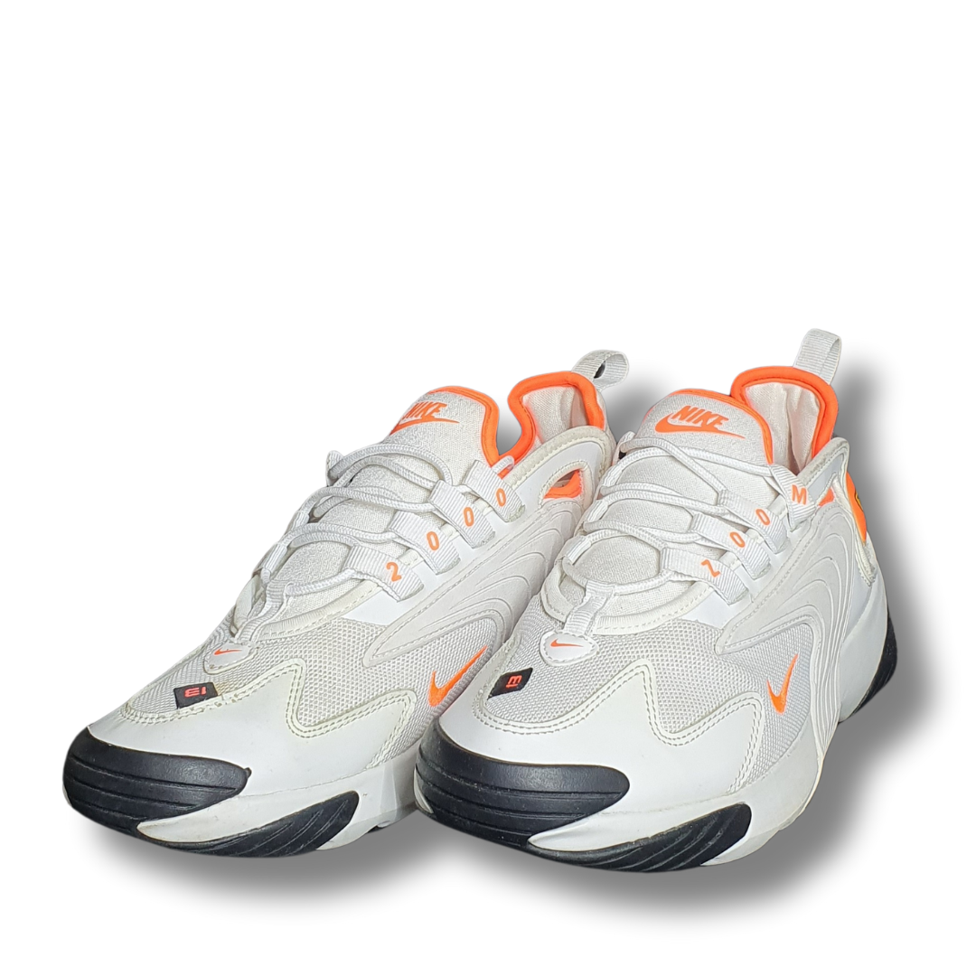 NIKE ZOOM  2K