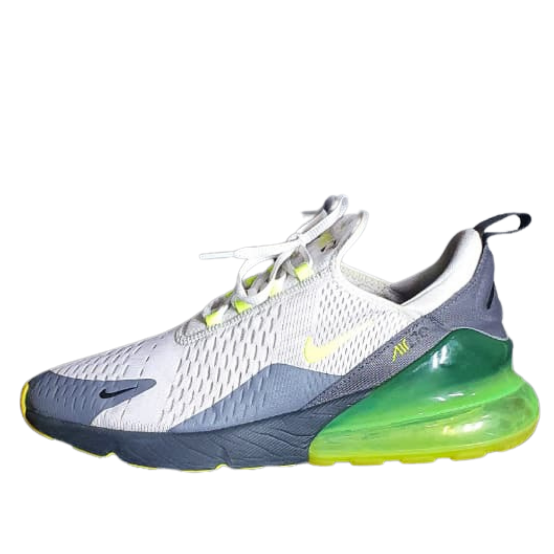 NIKE AIR MAX 270