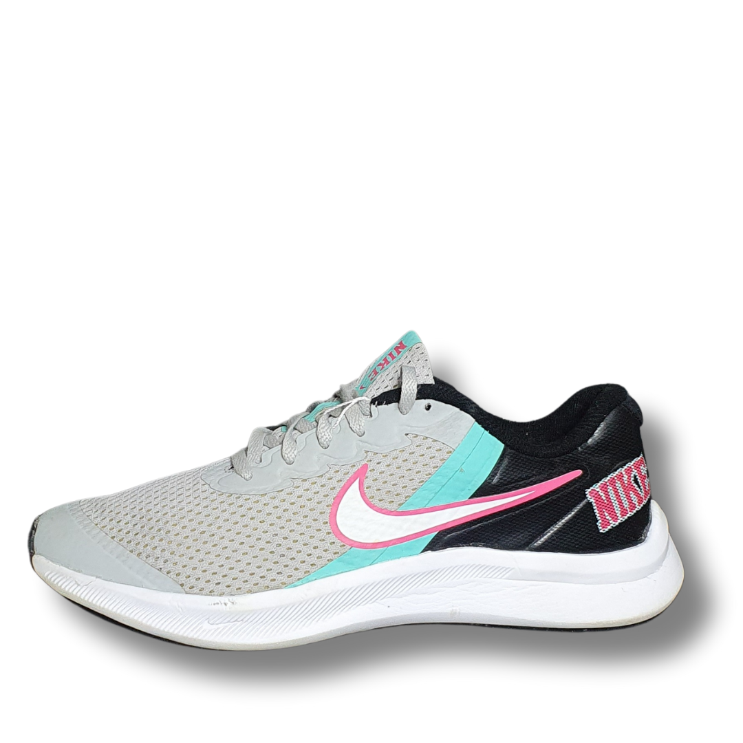 NIKE  STAR RUNNER  3