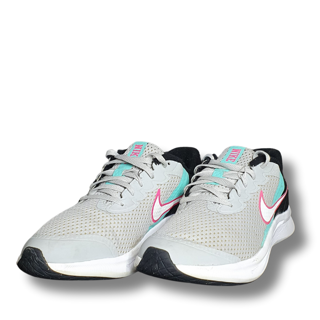 NIKE  STAR RUNNER  3