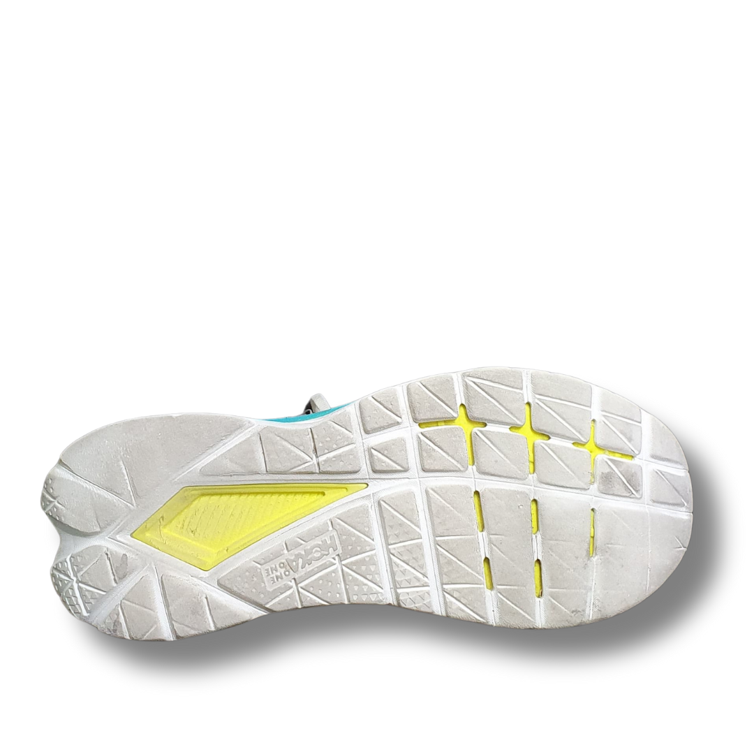 HOKA MACH 5
