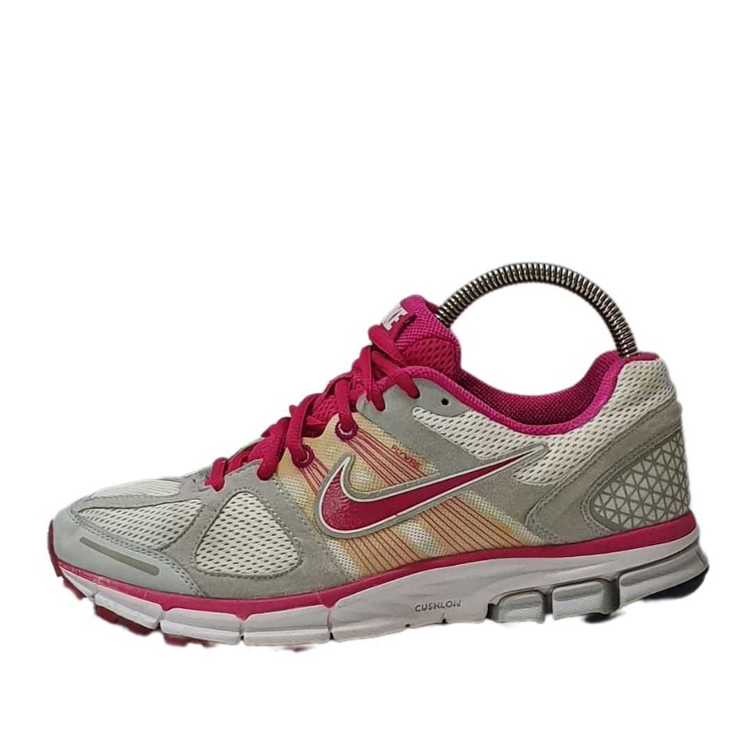 NIKE AIR PEGASUS 28