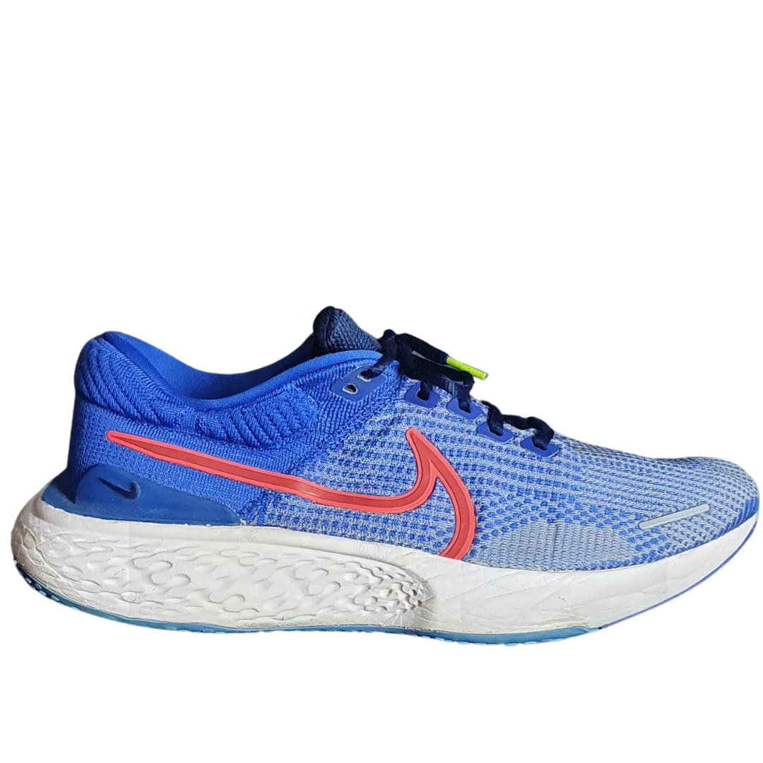 NIKE ZOOMX INVINCIBLE