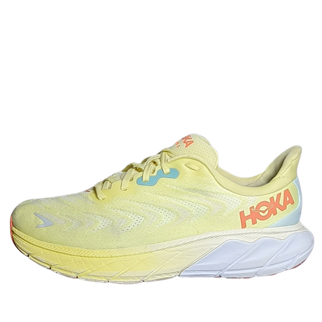 HOKA ARAHI 6