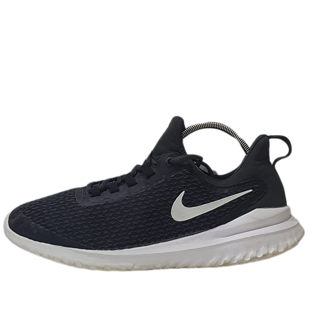 NIKE  RENEW RIVAL