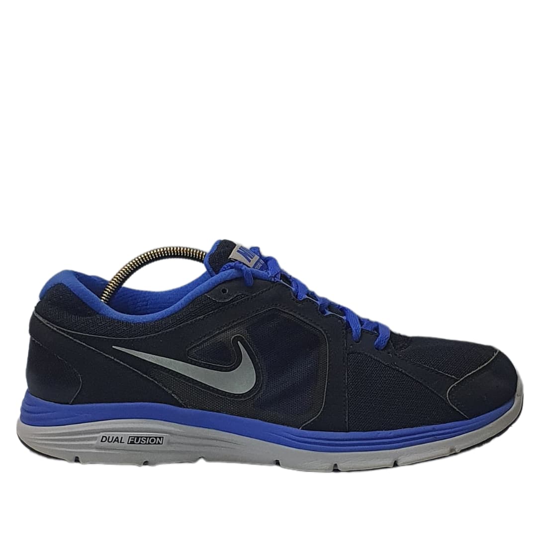 NIKE DUAL FUSION