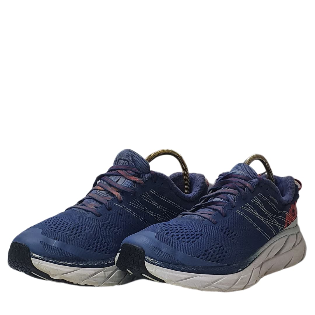 HOKA CLIFTON 6
