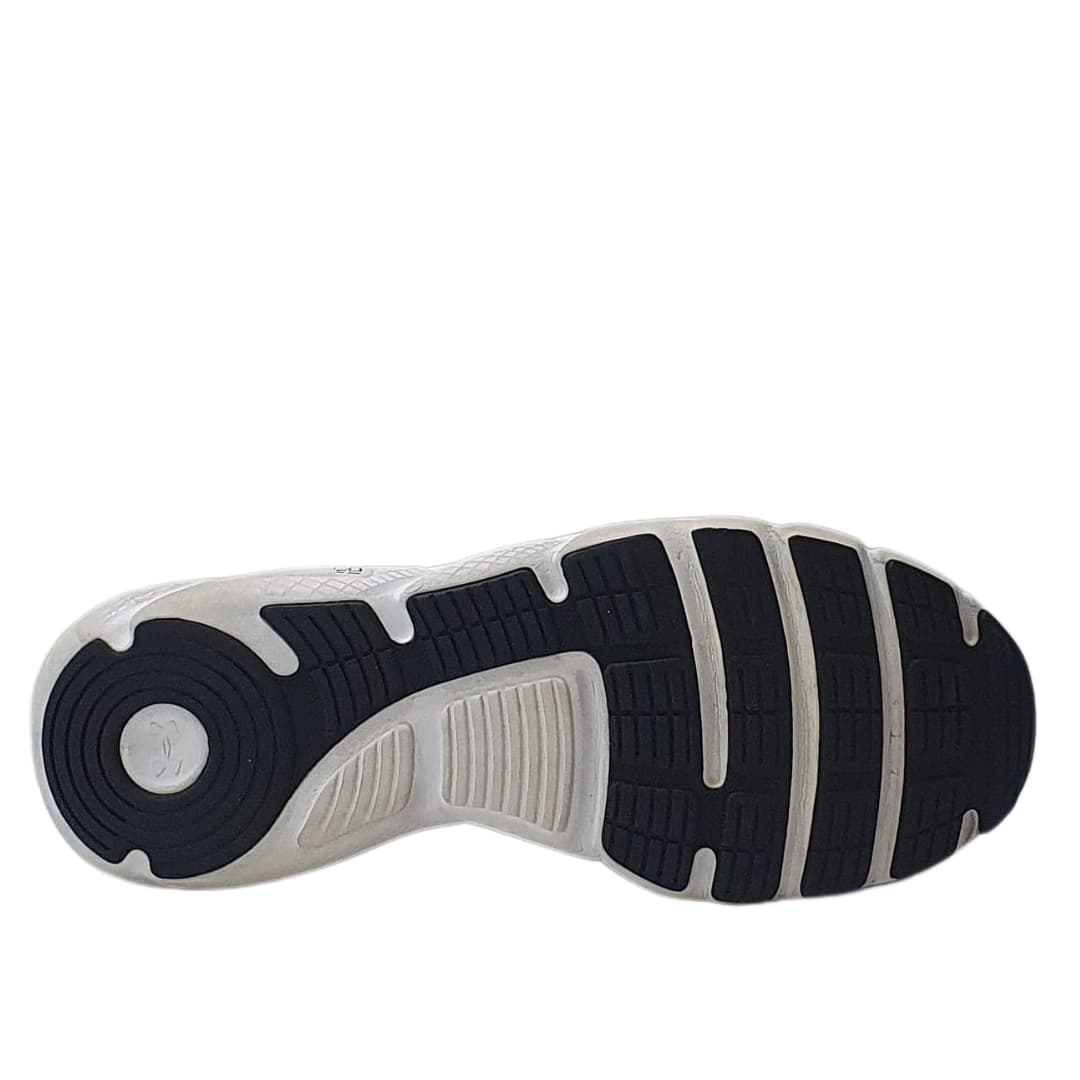 UNDER ARMOUR   CHARGED ASSERT 8