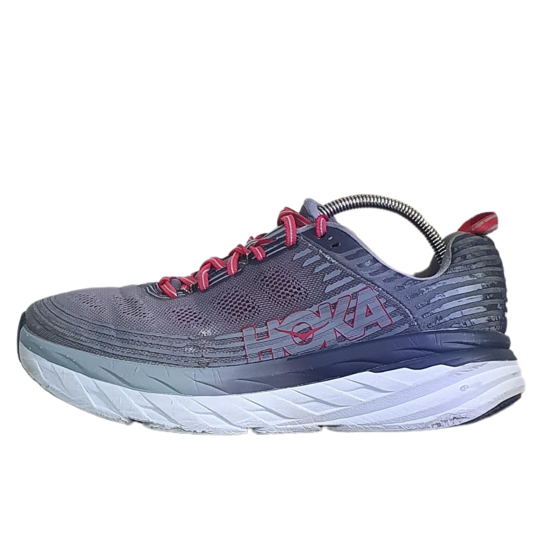 HOKA BONDI 6