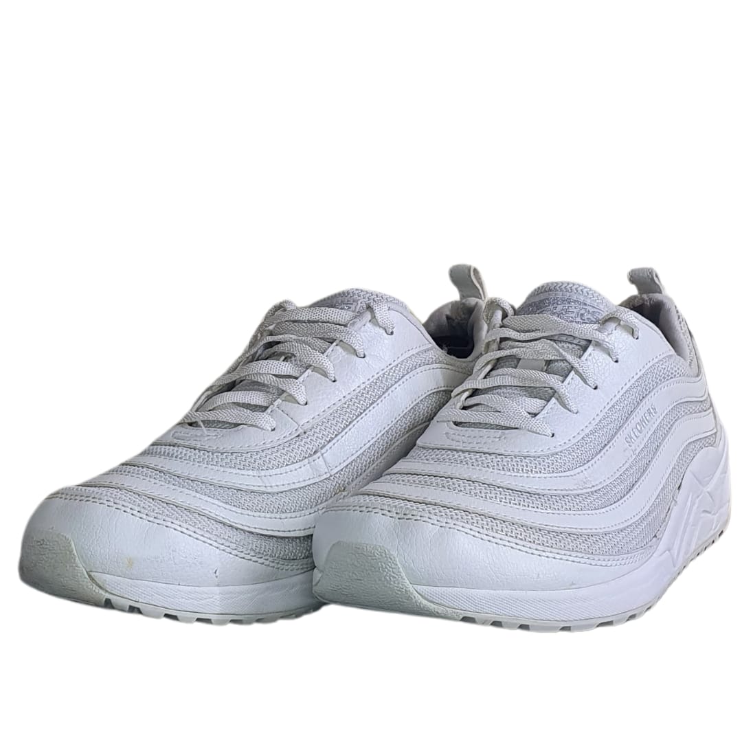 SKECHERS  PLATINUM MEMORY FOAM
