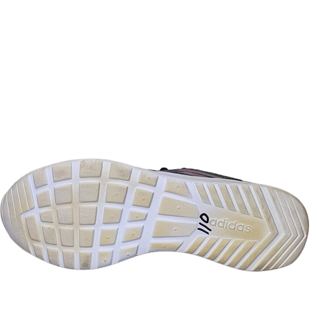 ADIDAS CLOUD FOAM  QT RACER