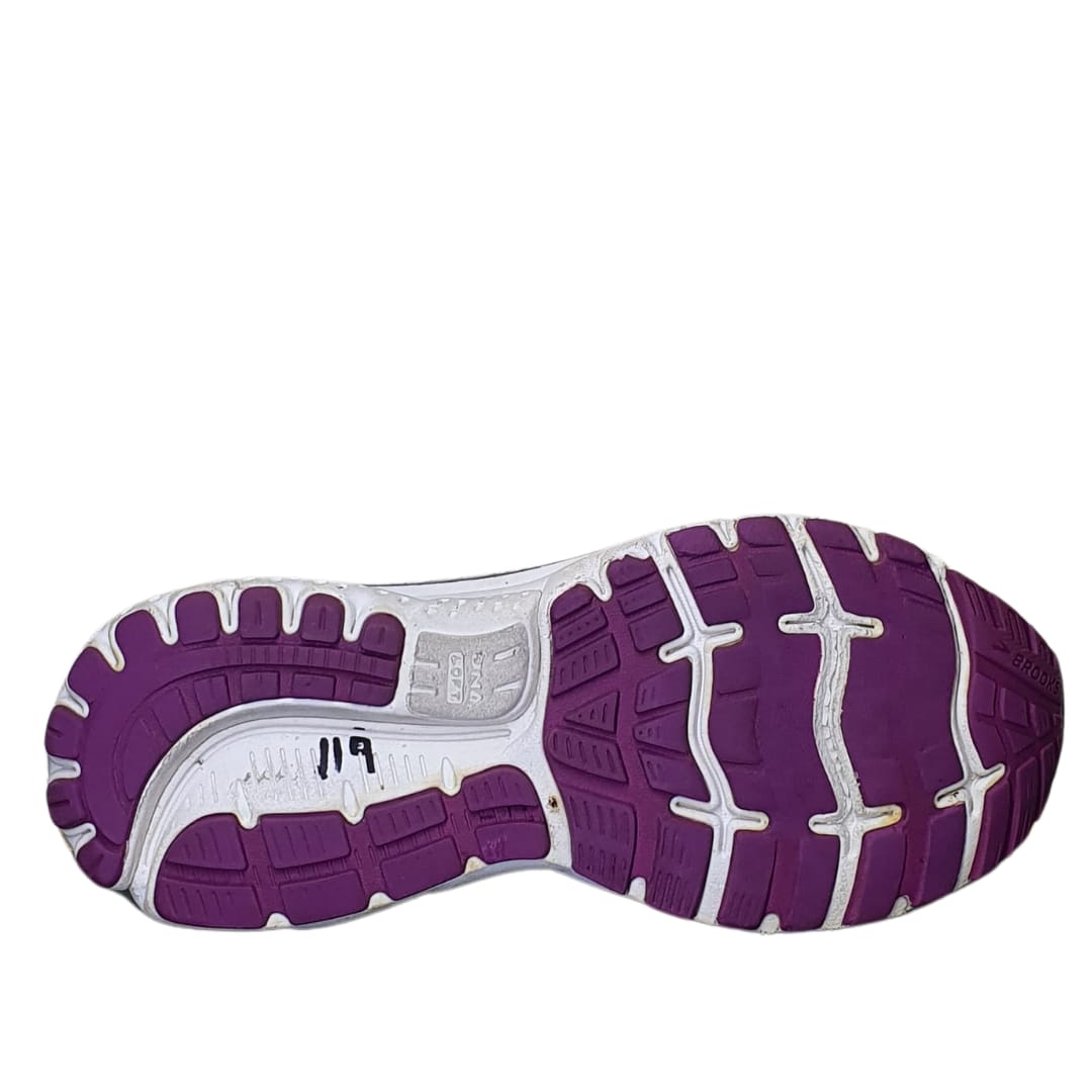 BROOKS GHOST 12