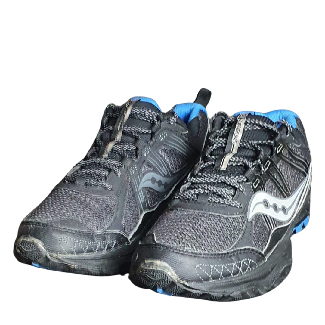 SAUCONY TR10